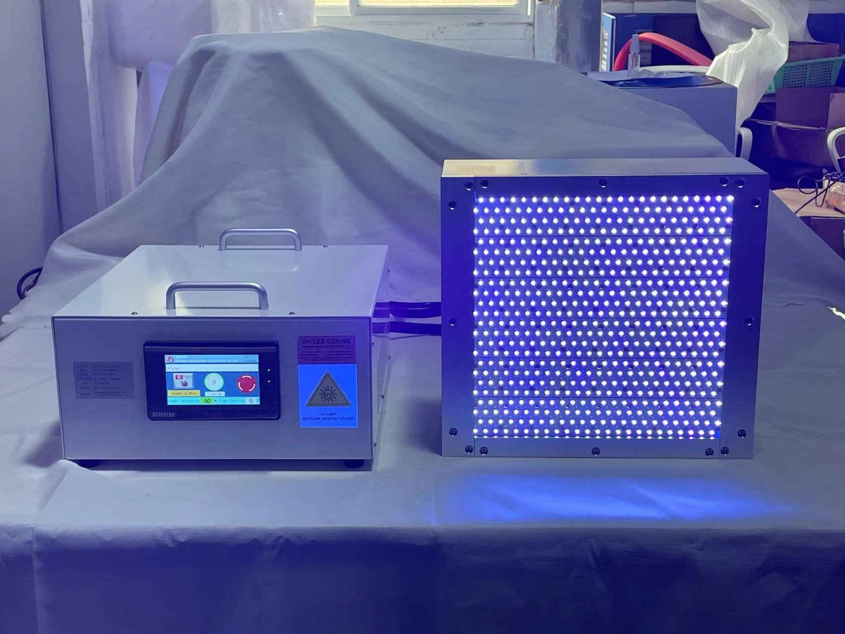 Untersuchung einer UV-LED-Lichtquelle